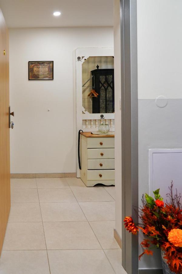 Apartman Praha Brevnov Exterior foto